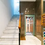 Apartamento Con Balcon En El Centro Historico Qh Reyes Catolicos