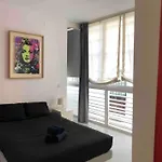 Cosy Apartment / Literally At The Foot Of Alhambra