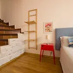 Coqueto Apartamento Duplex Con Terraza Privada Y Parking