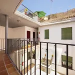 Coqueto Apartamento Duplex Con Terraza Privada Y Parking