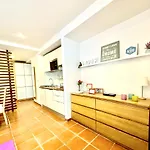 La Casita De La Esquina
