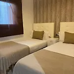 Taracea Suites Plaza Nueva