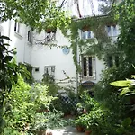 Pension Landazuri
