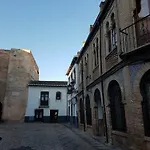 Apartamentos Puerta Nueva