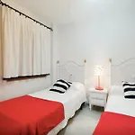Sunny, 2-Bedroom House With Wifi In Central Granada 5 Minutes From All