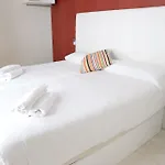 Apartamentos Paloma 3000