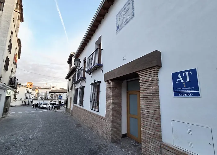 El Patio Del Albaicin