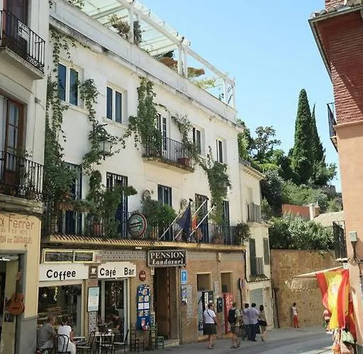 Pension Landazuri