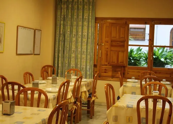 Hostal Jardines