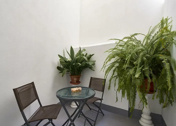 Los Arilos De Granada