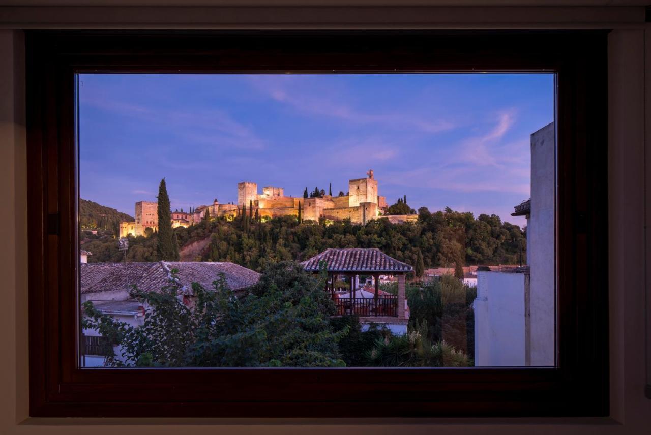 Carmen De Vidal - Un Mirador A La Alhambra * Granada