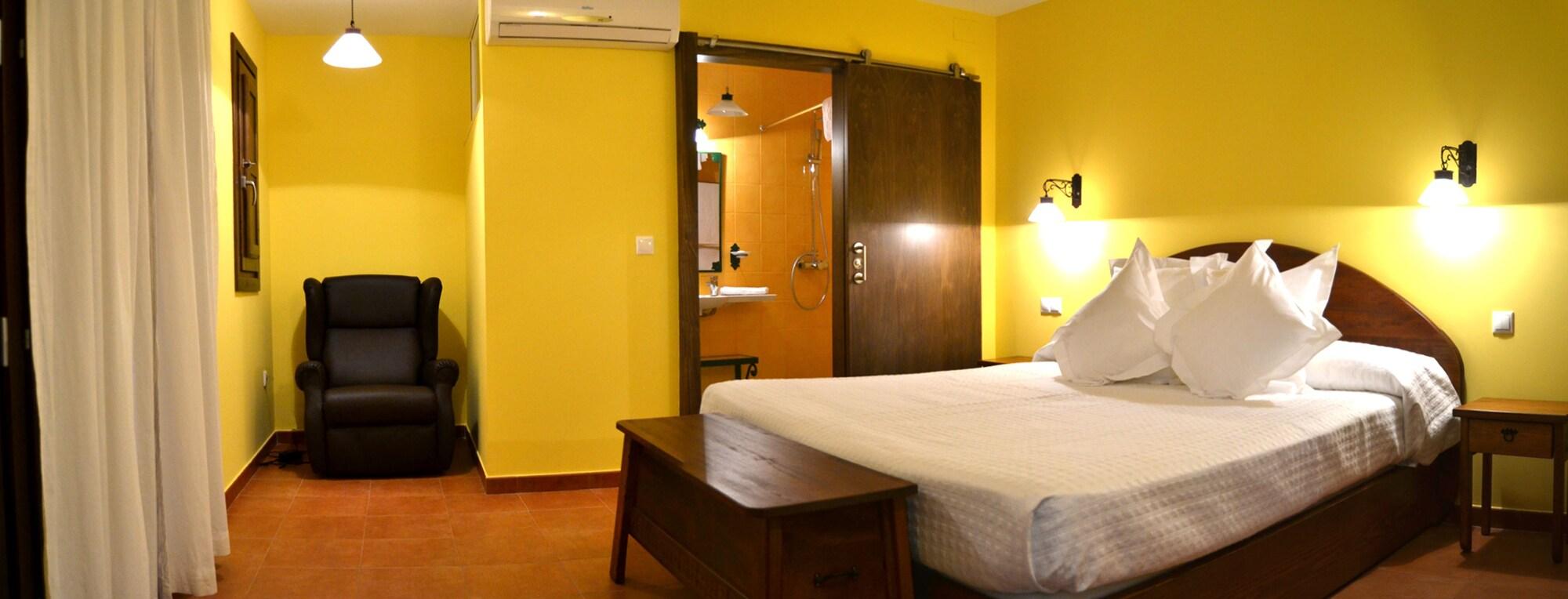 Hotel Posada De Quijada 3*