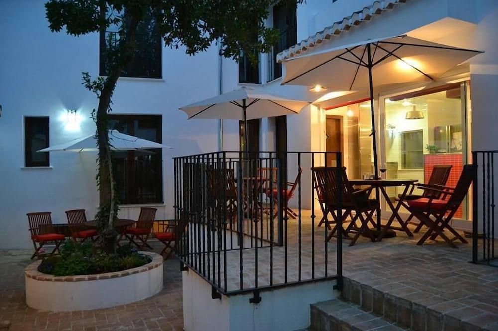 Posada De Quijada Hotel