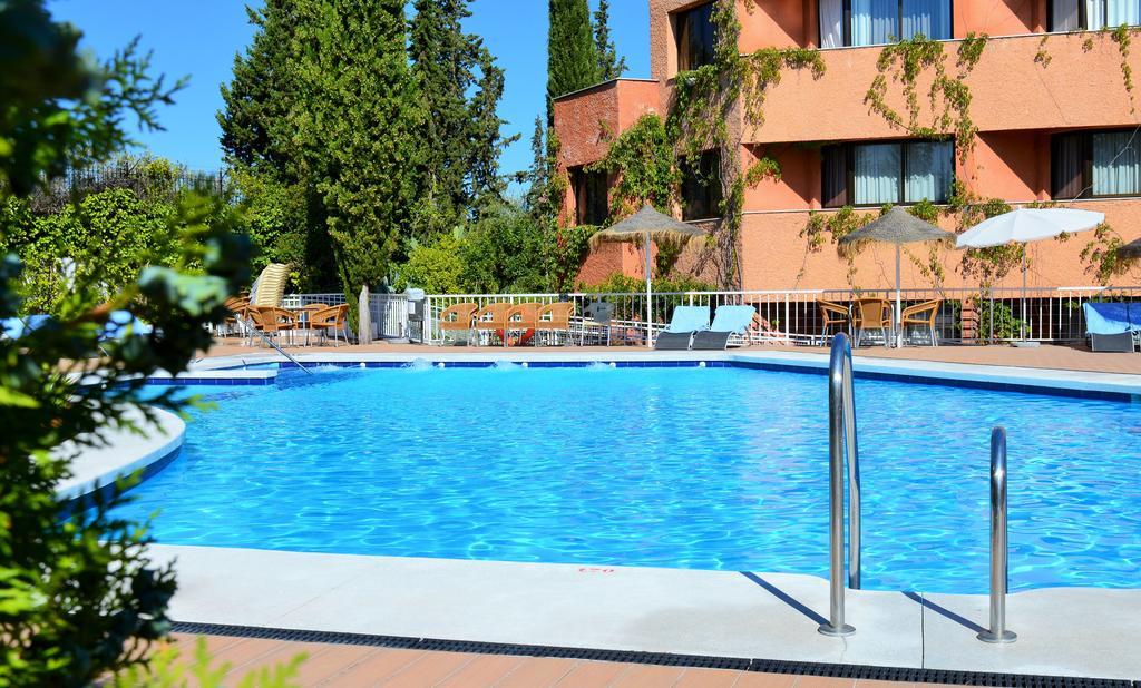 Porcel Alixares Hotel 4*