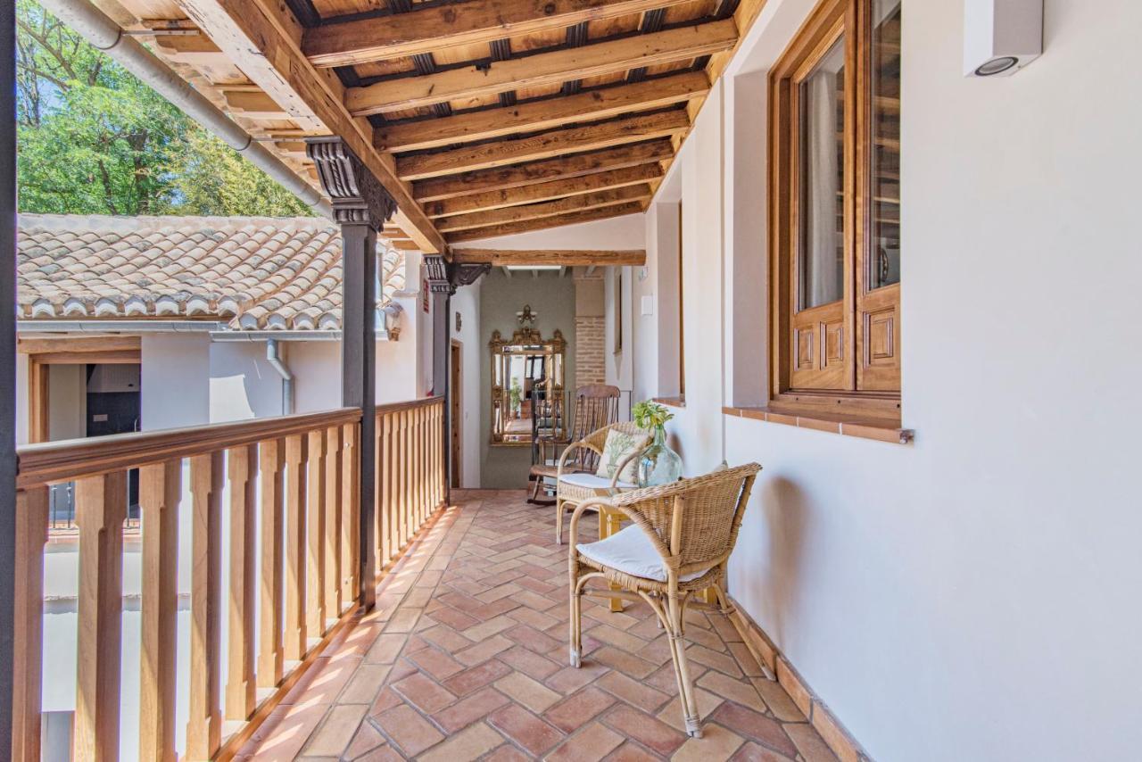 Casa De La Tina * Granada