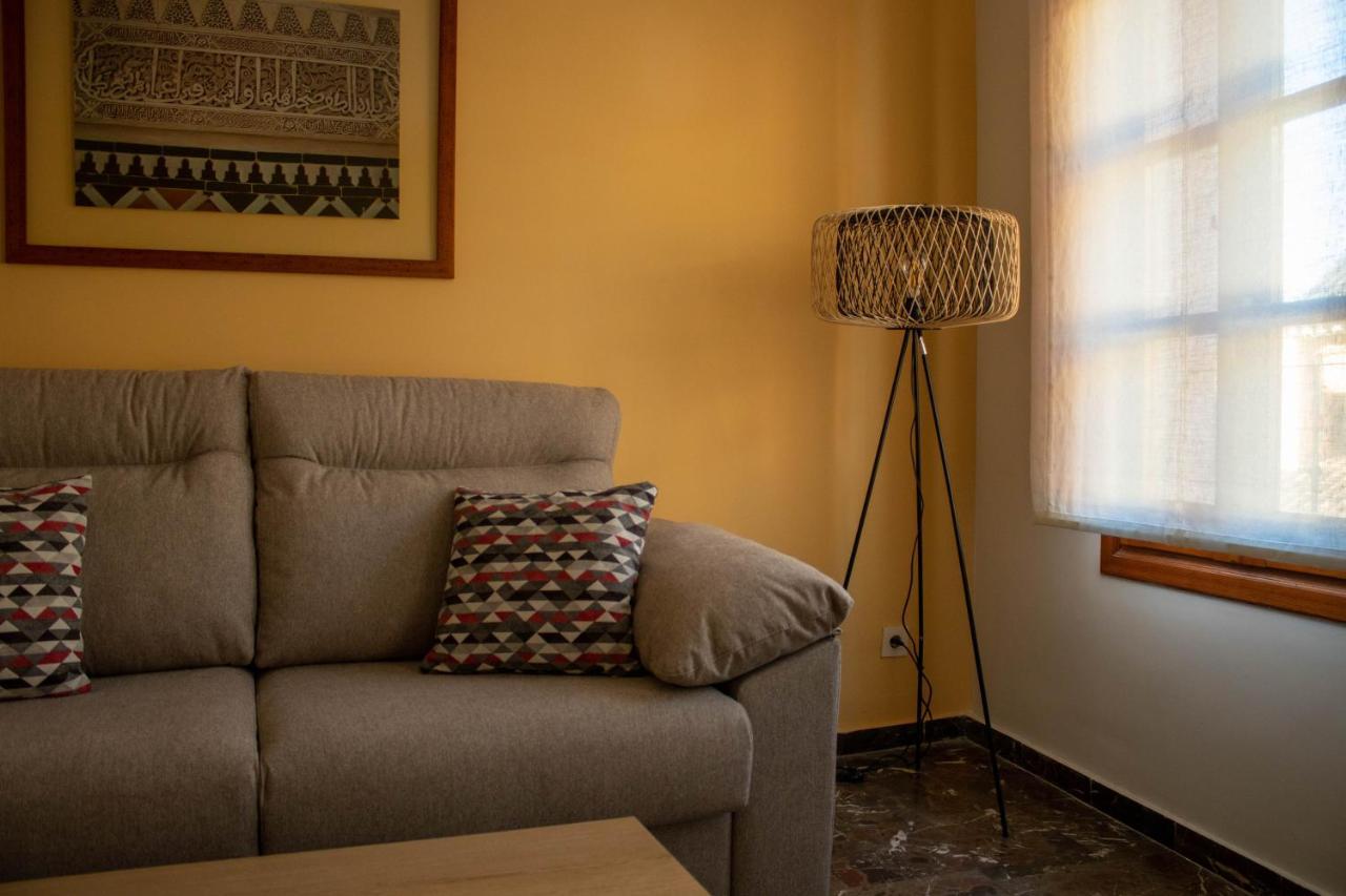 Atico Con Terraza En Cuesta Gomerez *