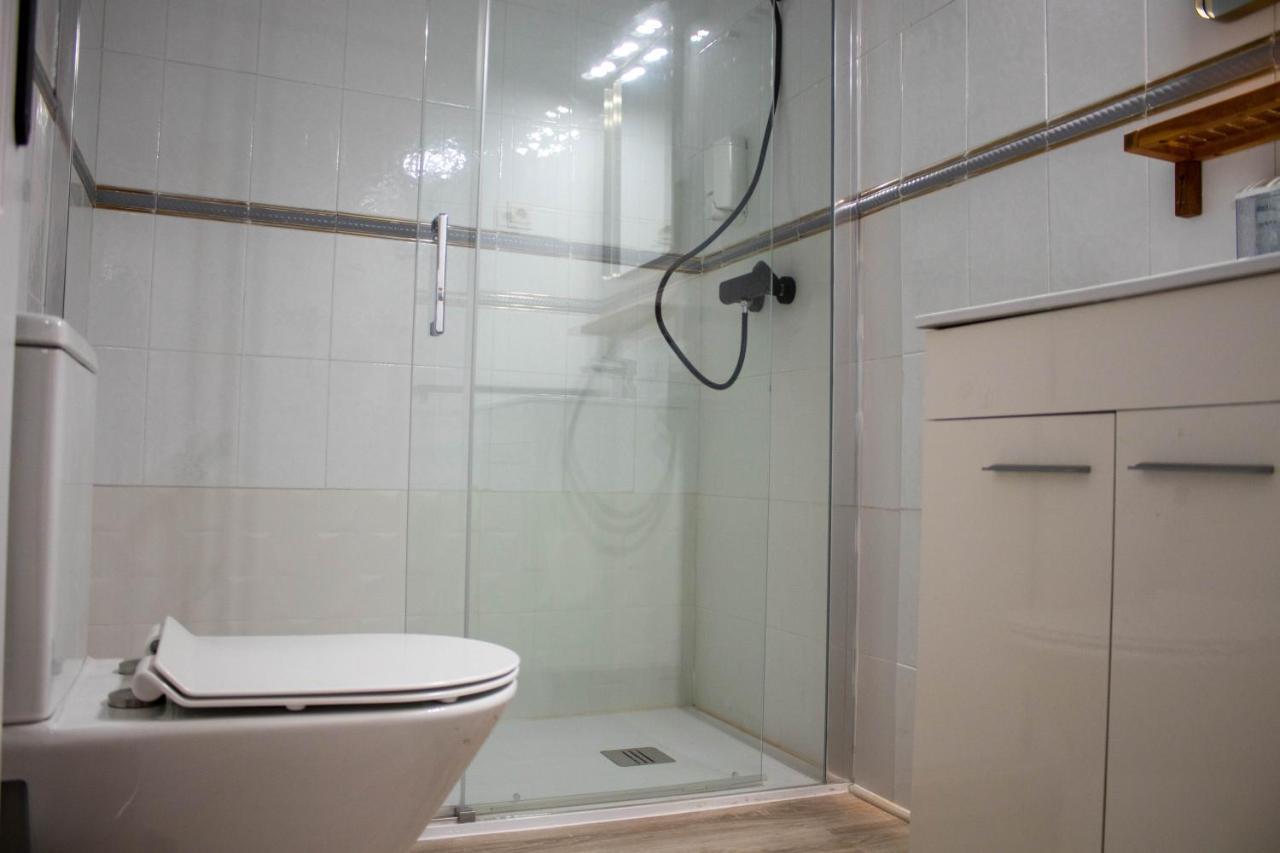 Atico Con Terraza En Cuesta Gomerez Apartment
