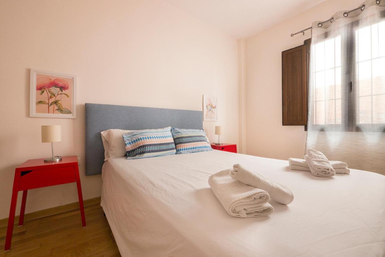 Coqueto Duplex Con Terraza Privada Y Parking Granada