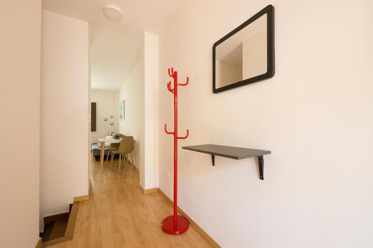 Coqueto Duplex Con Terraza Privada Y Parking