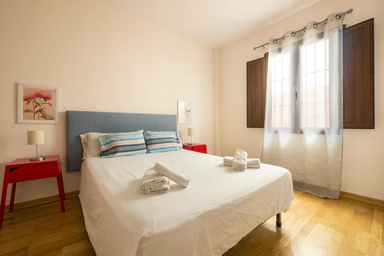 Apartamento Coqueto Duplex Con Terraza Privada Y Parking *