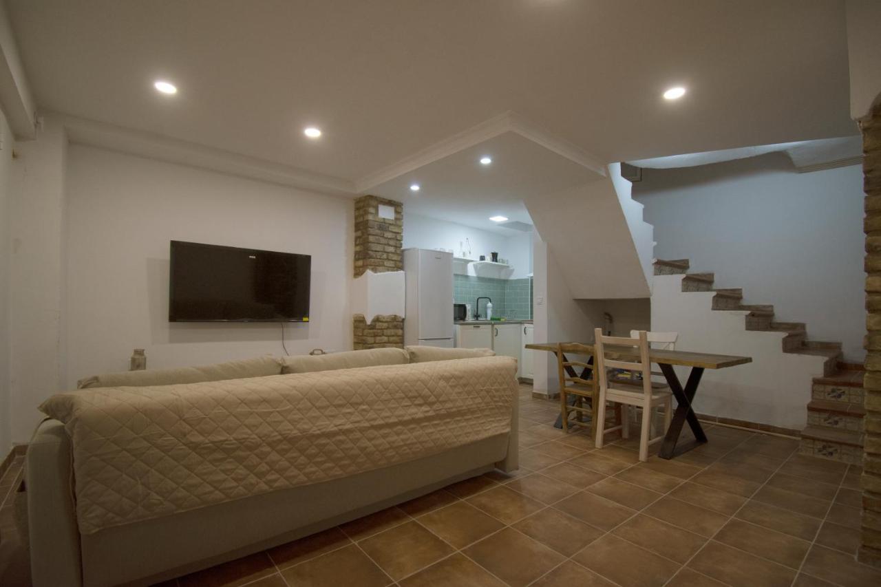 Habitación en casa particular Con Bano Privado En Casa De 3 En El Barrio Mas Historico Granada