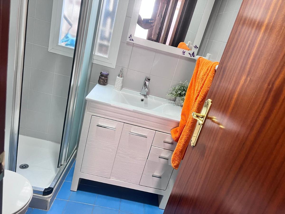 Casa Ideal Familias Y Grupos Con Balcones Exterior Soleada Patios Cerca Alhambra, Sierra Nevada, Rio Genil, Lancha Del Genil, Parque Llano Y Reloj Del Sol Con Barbacoas, Campo De Futbol, Circuito Gimnasia *