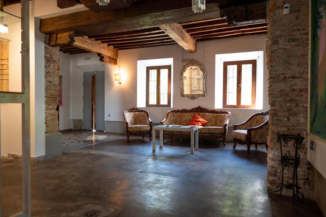 Casa Con Piscina, Barbacoa Y Jardin Para 20 Personas * Granada