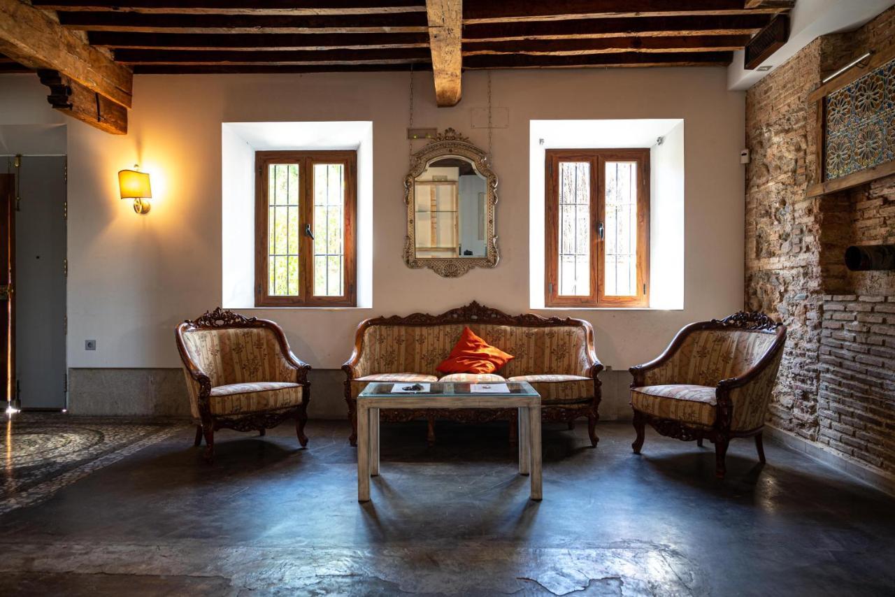 Casa Con Piscina, Barbacoa Y Jardin Para 20 Personas *