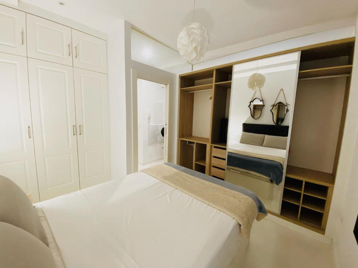 Apartment Charming Colon By Sharingco