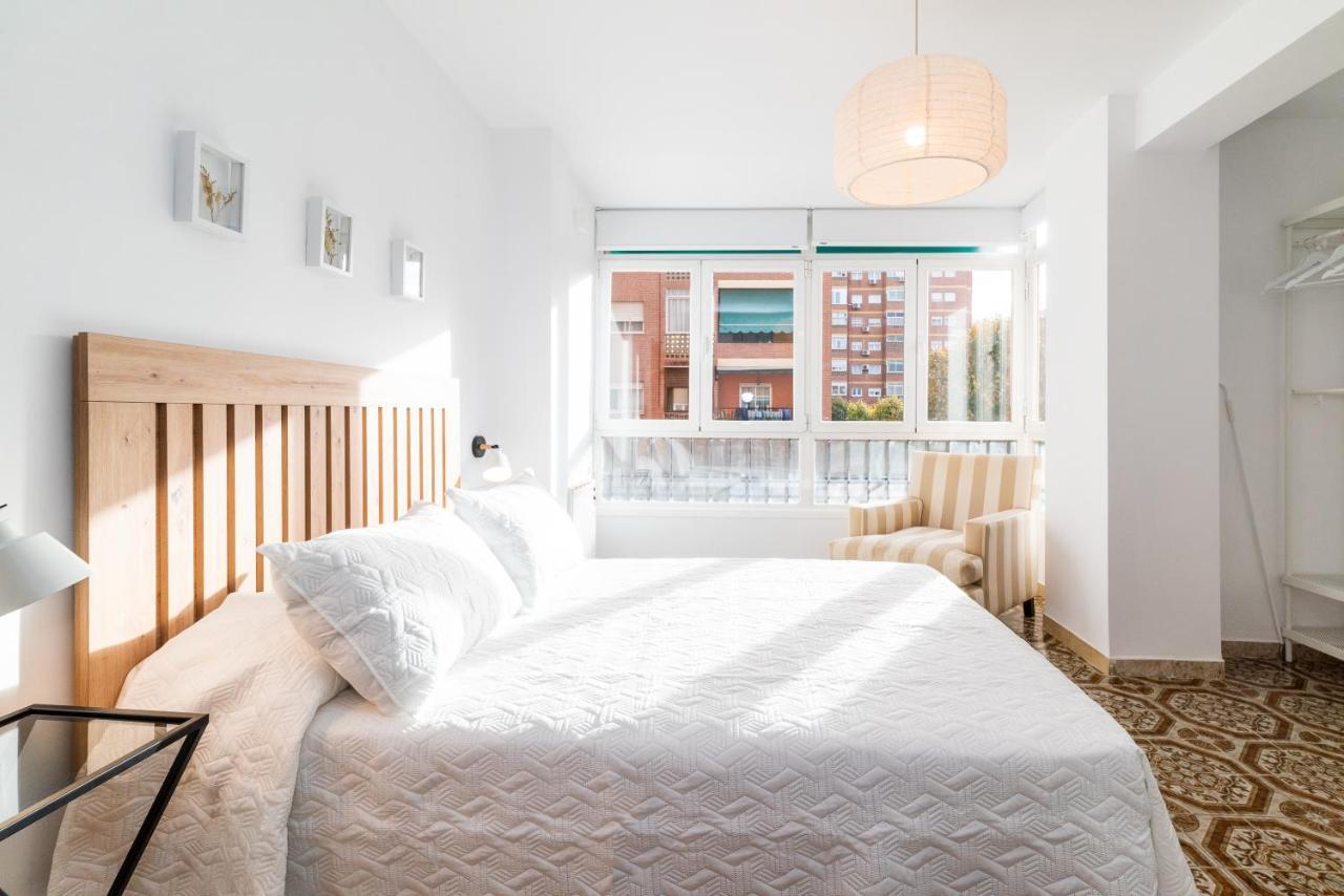 Apartamento Piso Junto A Parque De Ciencias En *