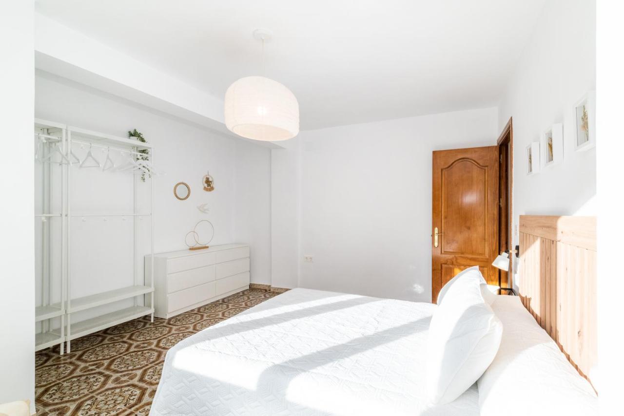 Piso Junto A Parque De Ciencias En Apartamento