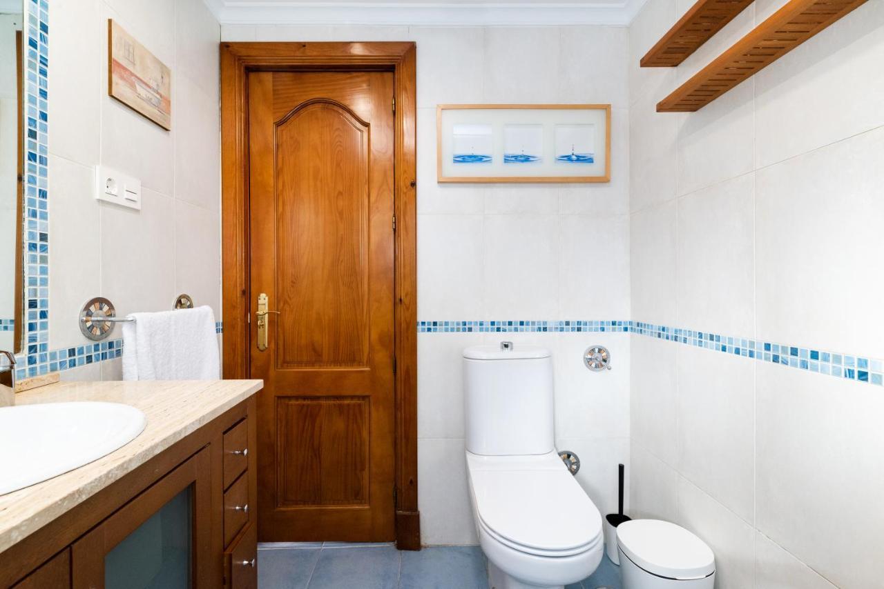 Piso Junto A Parque De Ciencias En Apartamento *
