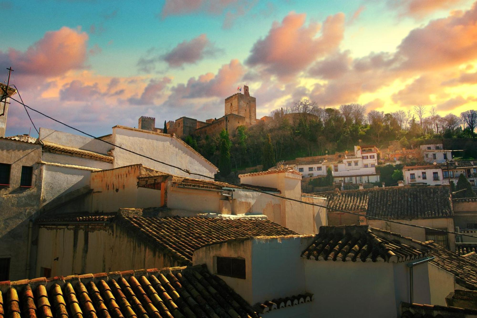 Charminghomesgranada Romantica