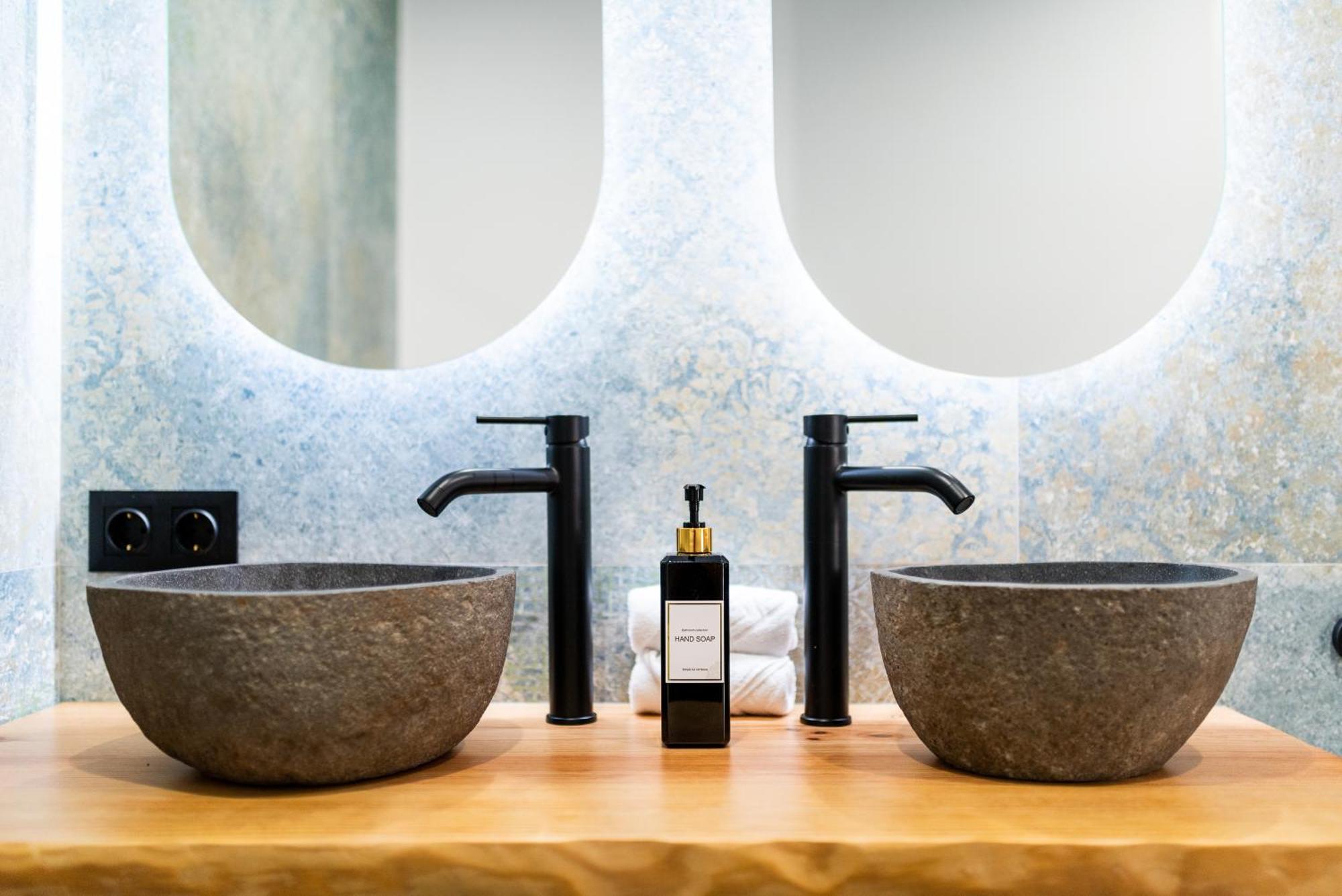 Albahaca Haven Luxury Center Apartamento *