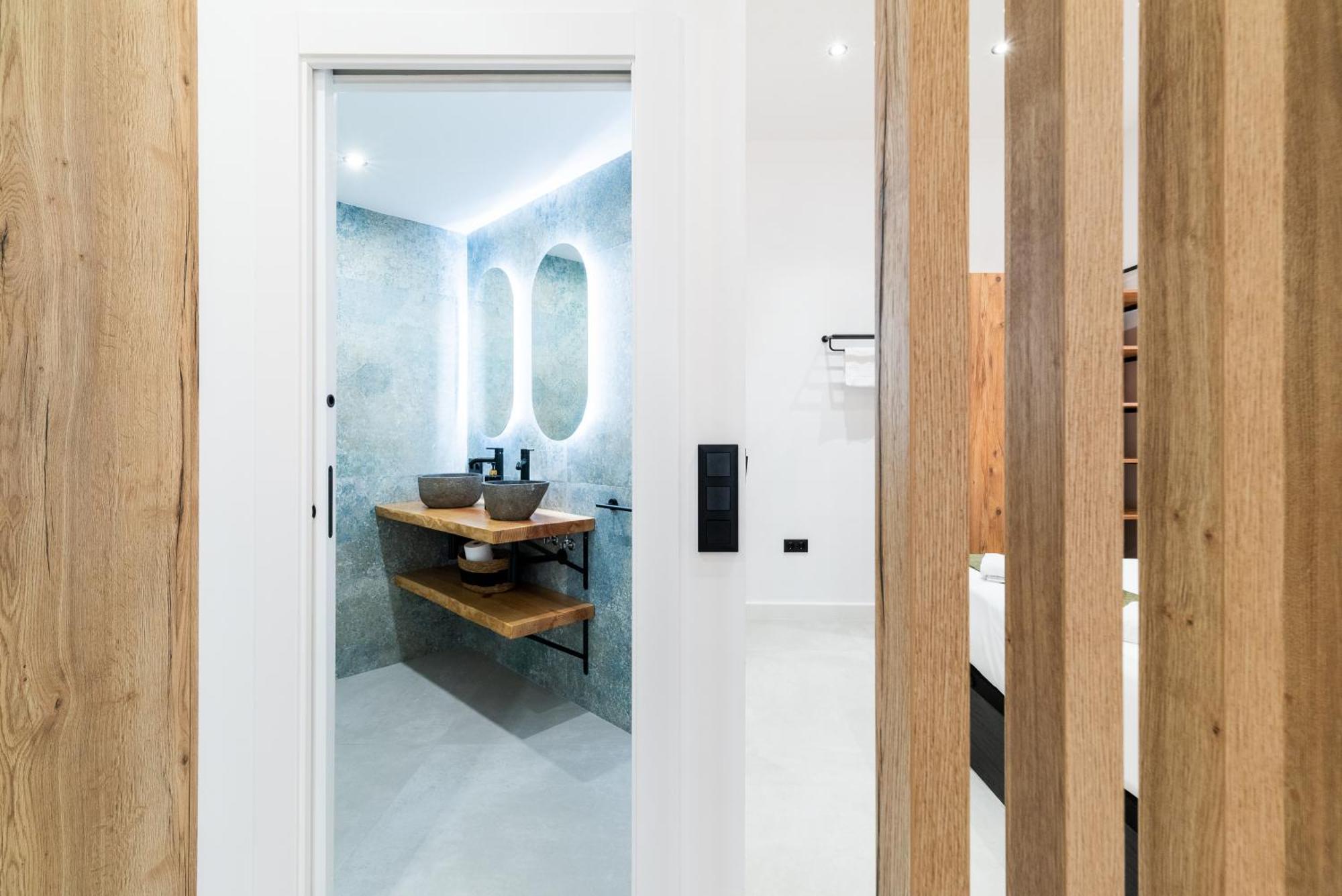 Albahaca Haven Luxury Center Apartamento *