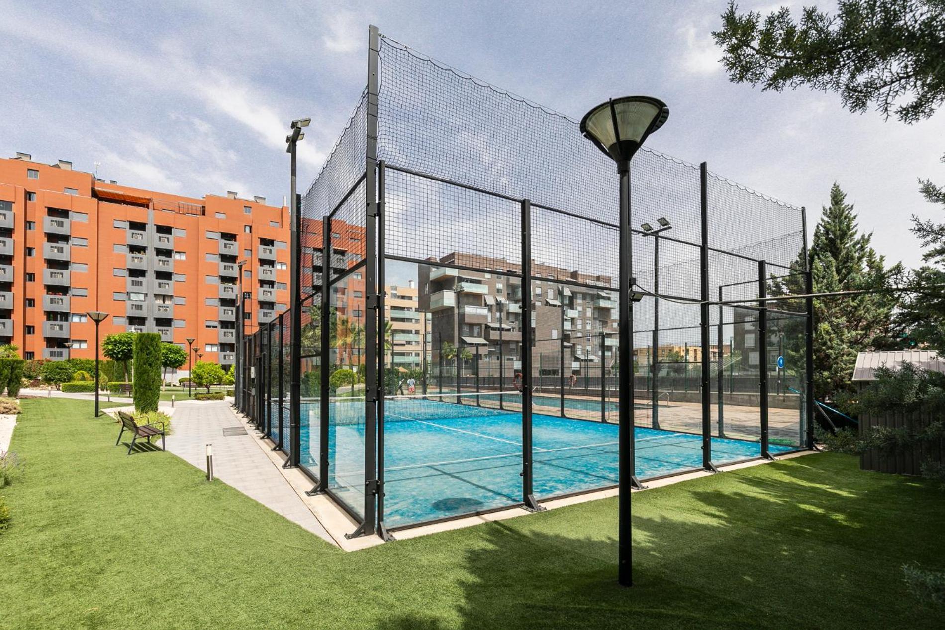 Atico Piscina Y Parking * Granada