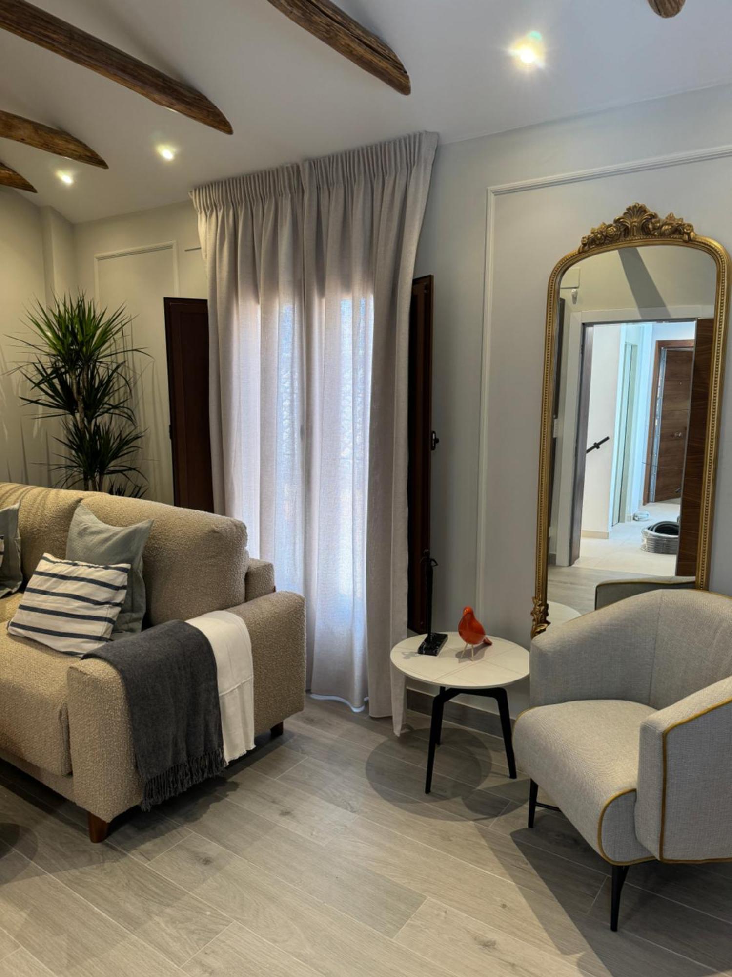 Suspiro Penthouse 301 By Florentia Homes *