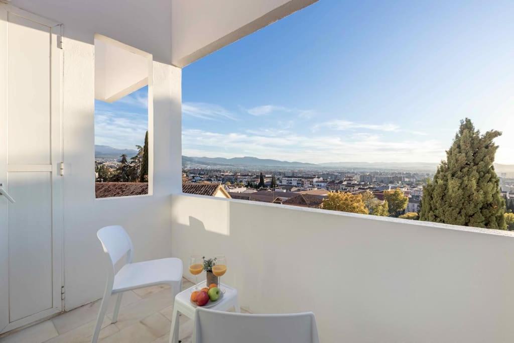 Mywhitewall Realejo Granada