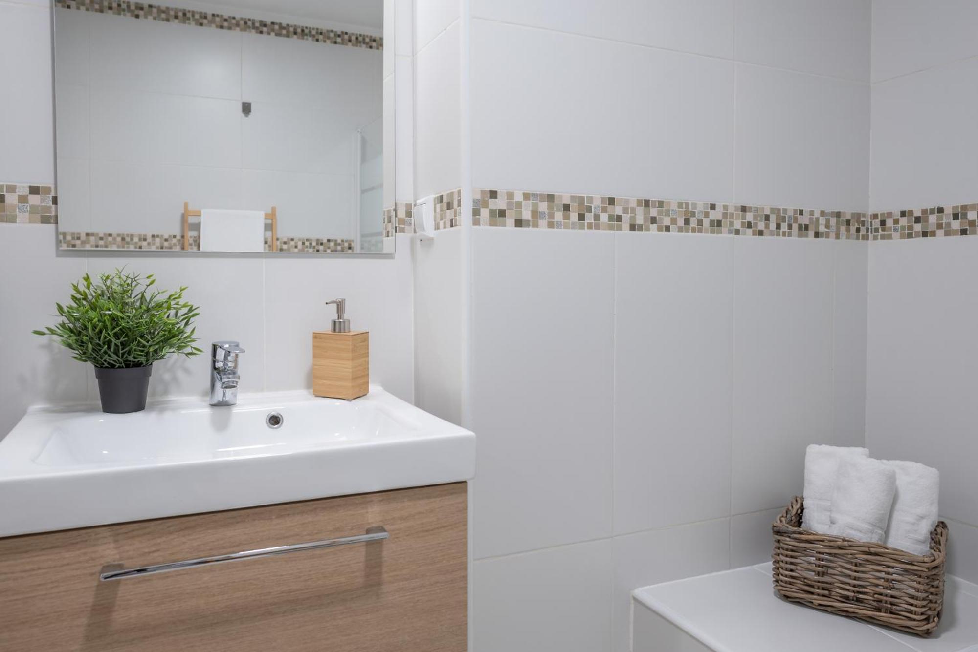 Apartamento Mrs En Gran Via De Colon Parking Granada