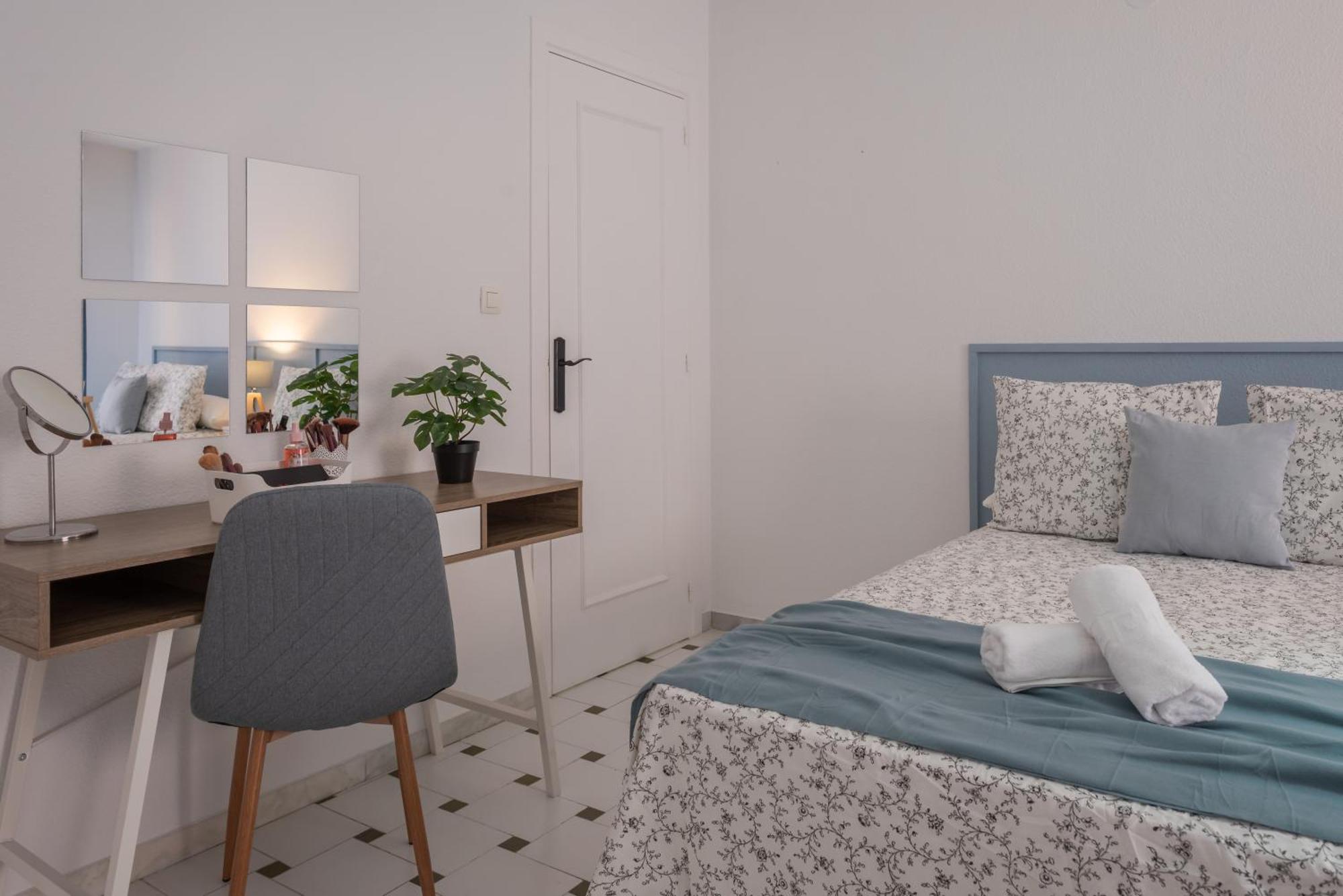 Mrs En Gran Via De Colon Parking Apartamento Granada