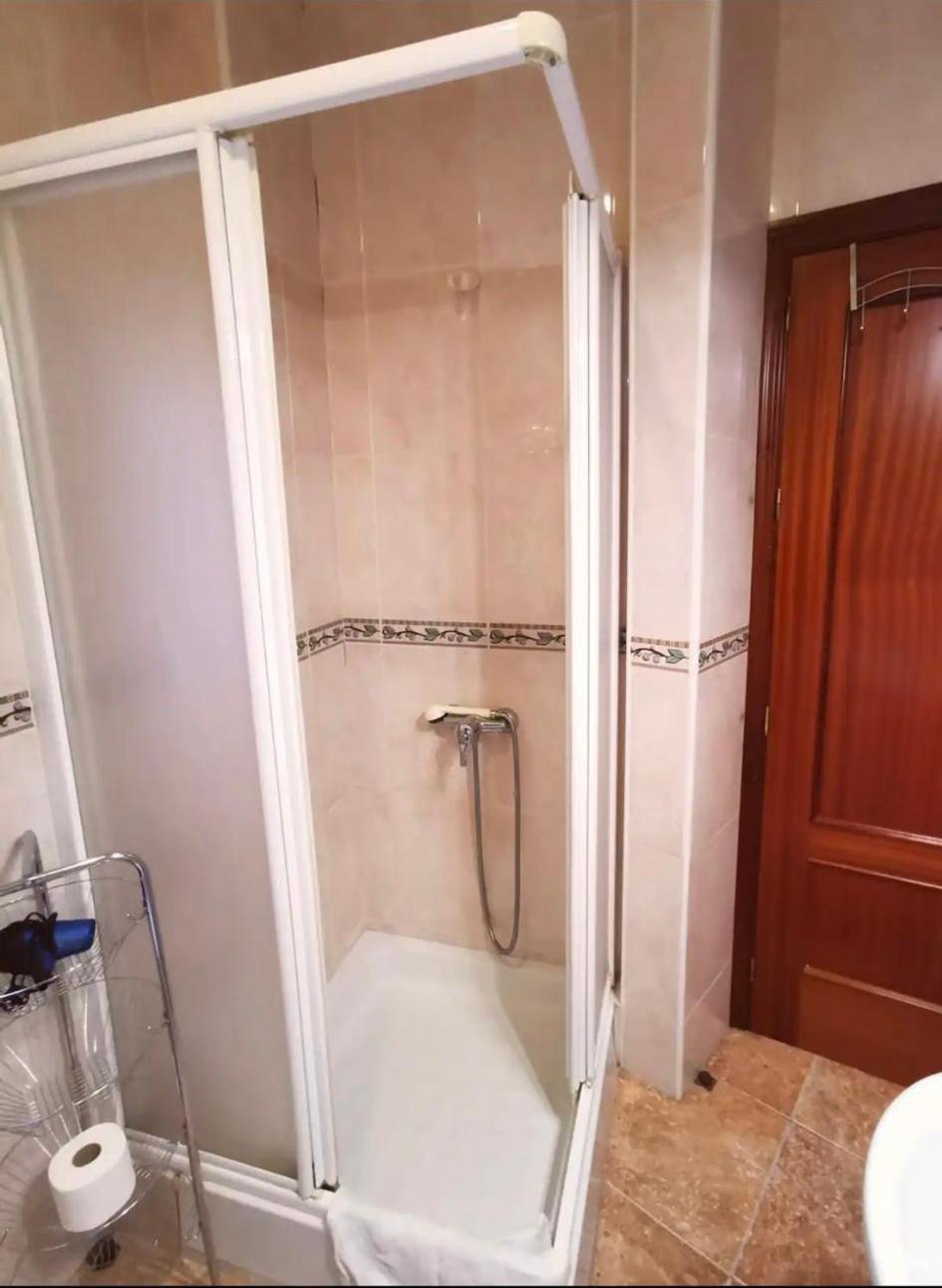 Bonito Estudio En El Centro De Granada