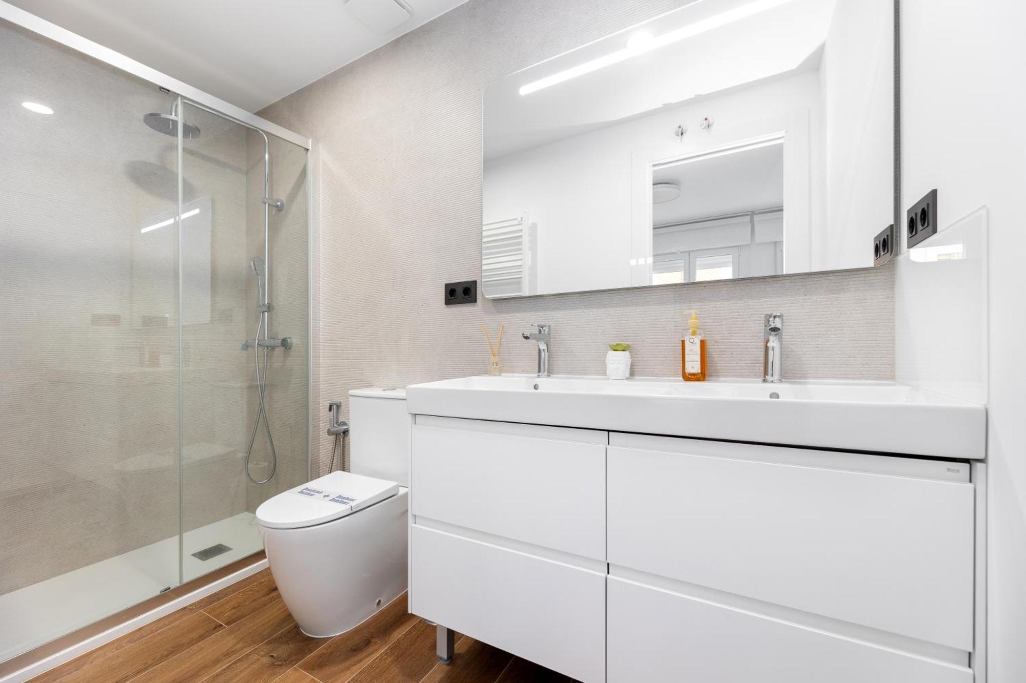 - Gongora Comfort Luxury - *
