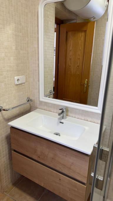 Bonito Apartamento, Tranquilo Y Centrico Apartamento *
