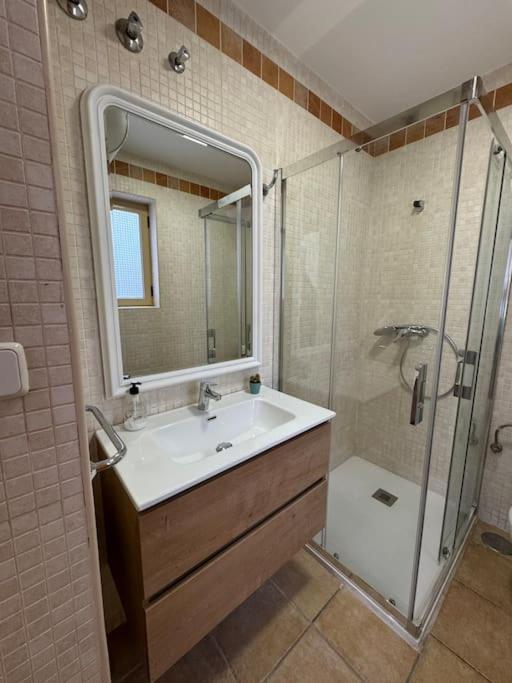 Bonito Apartamento, Tranquilo Y Centrico Granada