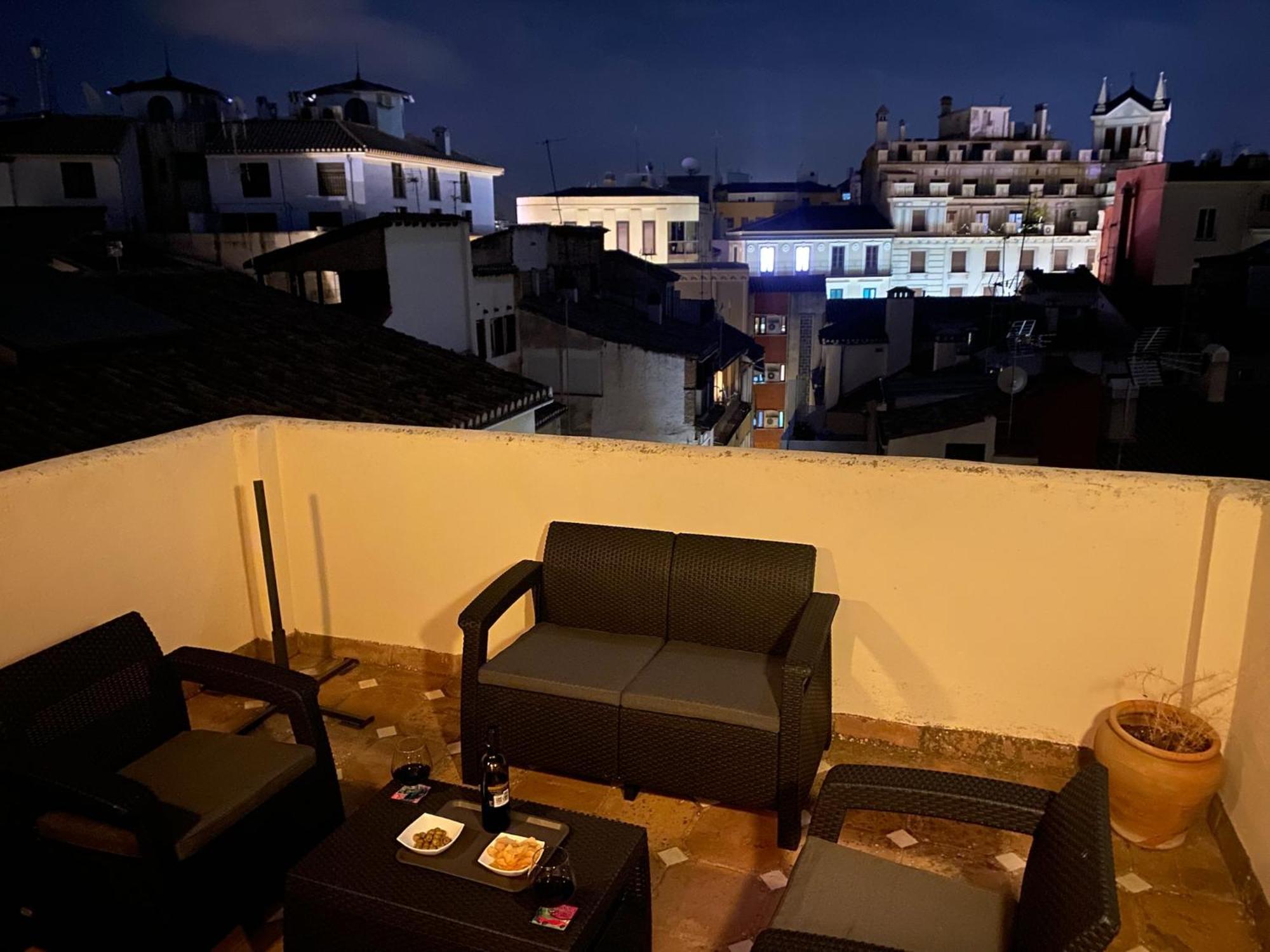 Apartamento Atico Con Vistas En Centro Granada