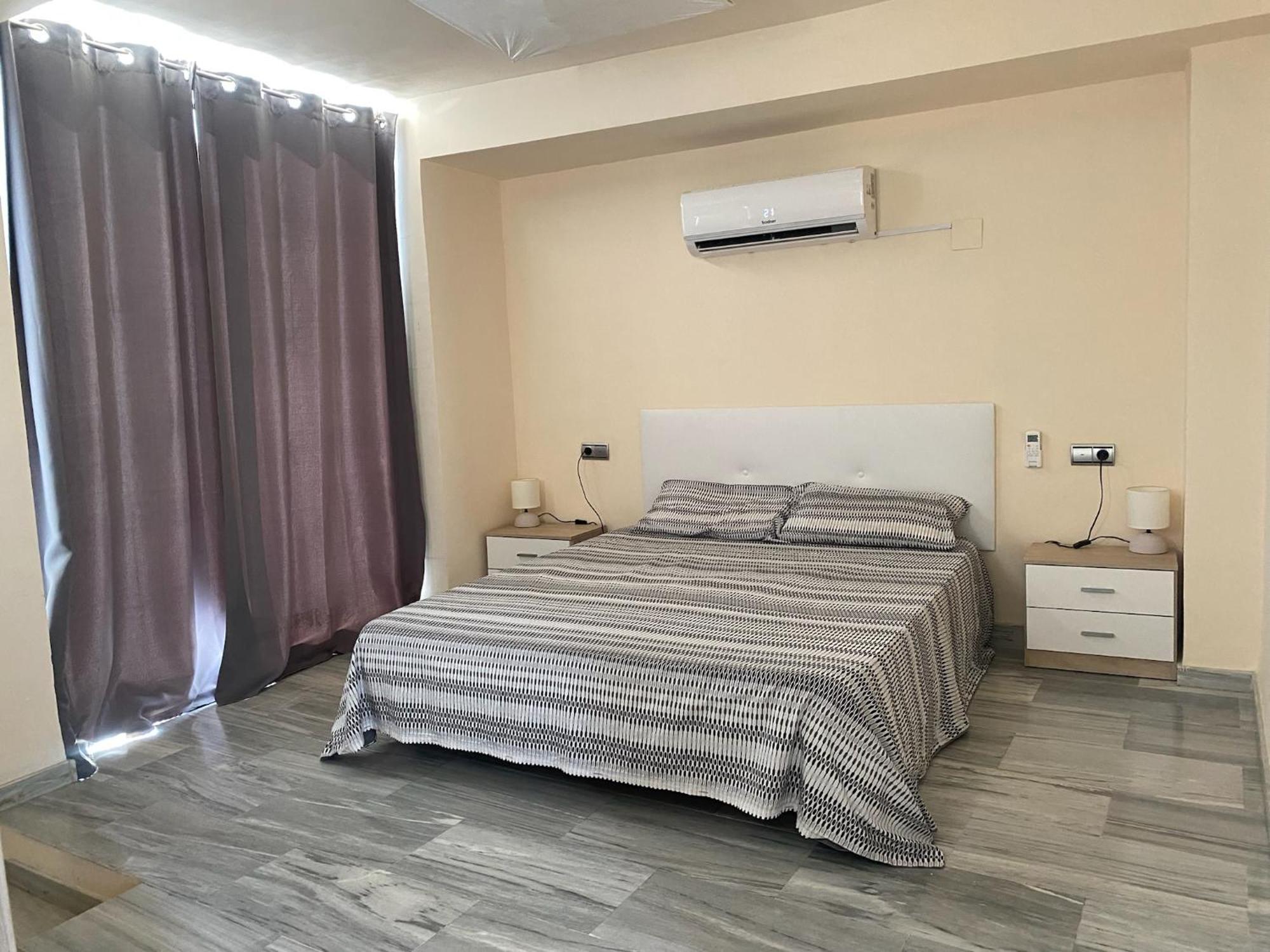 Apartamento Atico Con Vistas En Centro Granada
