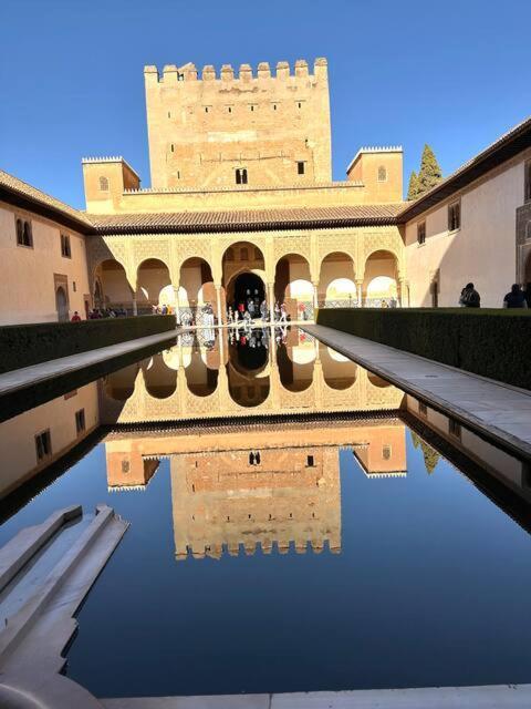 Casa Al Andalus - Chic, Serene, And Posh Center Pad Apartamento *
