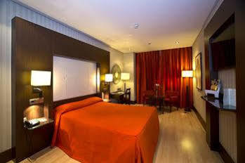 Ma Nazaries Business And 5* Granada