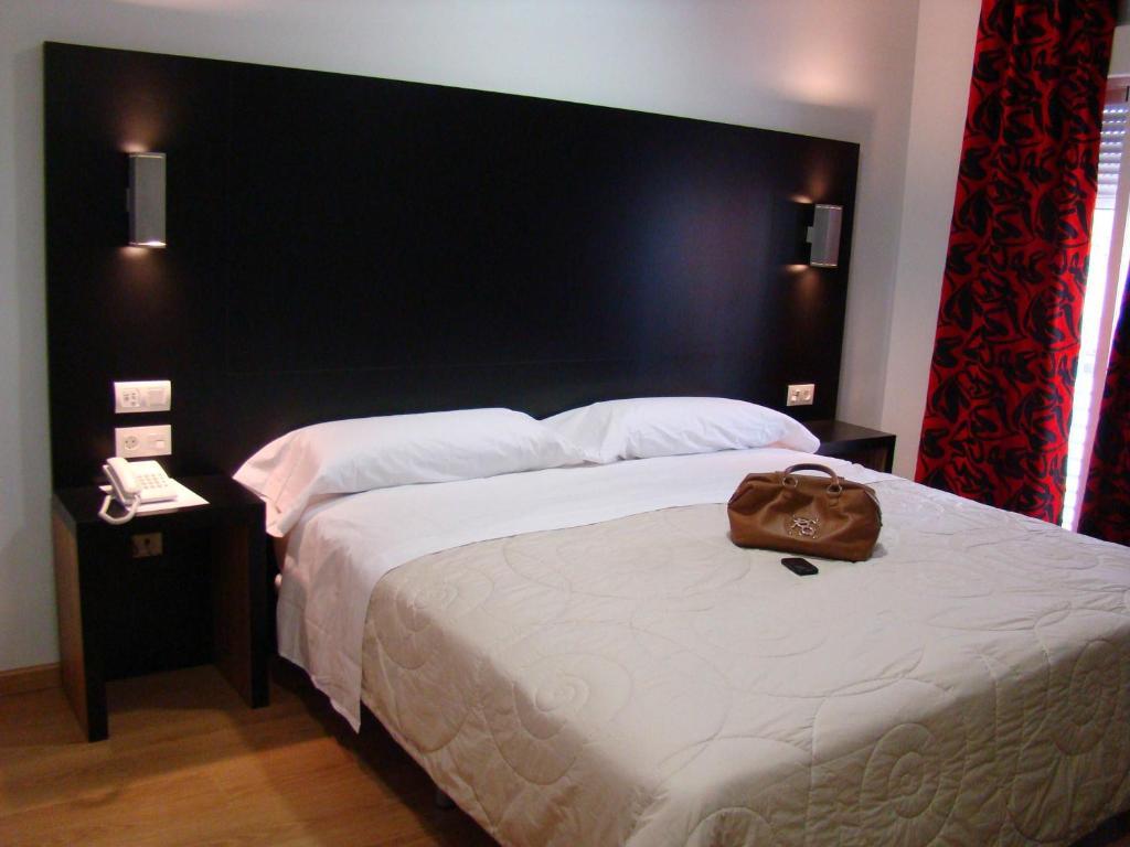 Yit Alcover Hotel 2*