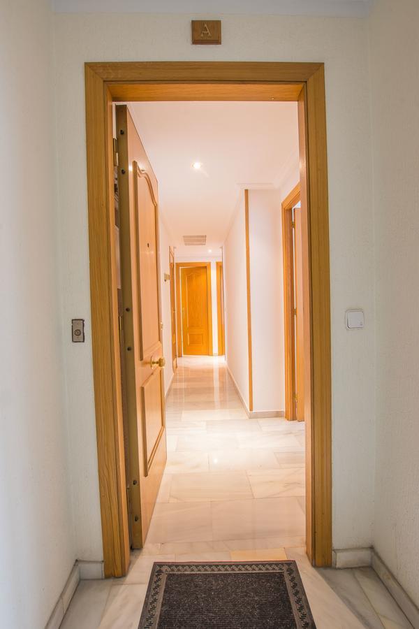Qh Centro Rejas * Granada